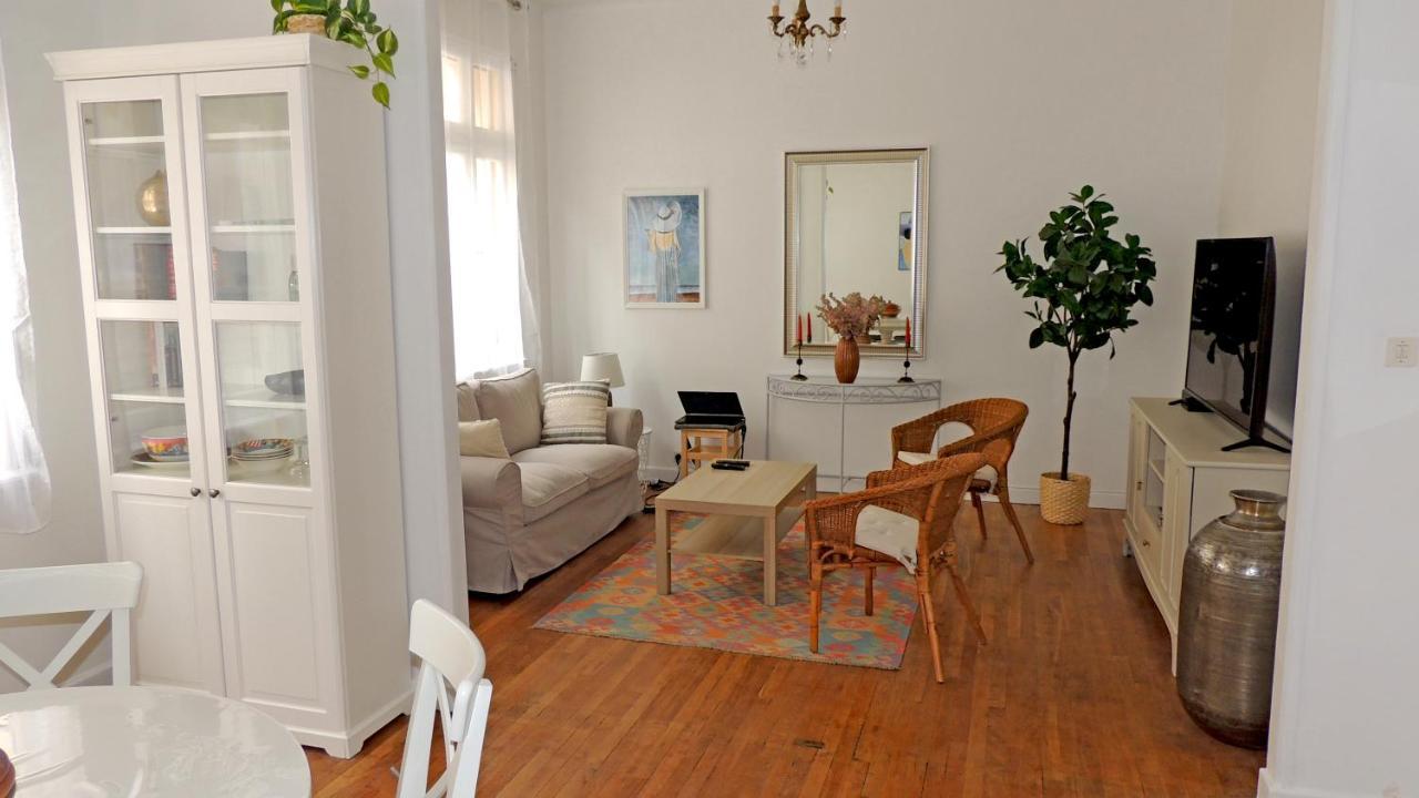 Coeur De Vichy Apartment Bagian luar foto